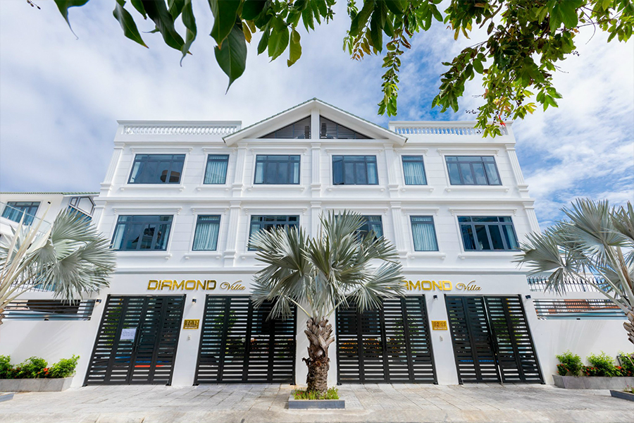 Villa 12 phòng 14 giường cách biển 150m tại Vũng Tàu